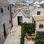 Trullimania Bed and breakfast 4*
