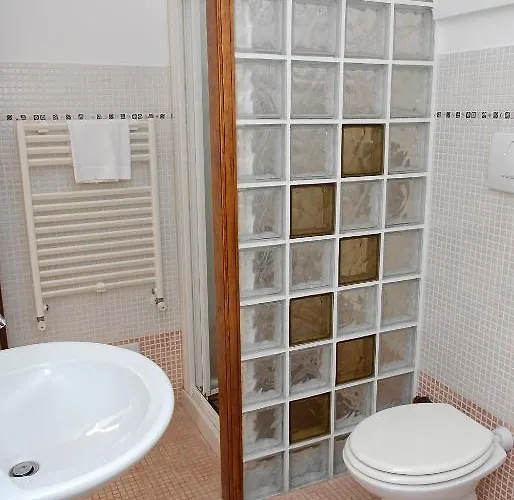 Trullimania 住宿加早餐酒店 阿尔贝罗贝洛